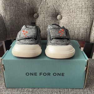 4T Toms Doheny Black Slub Chambray Sweetheart